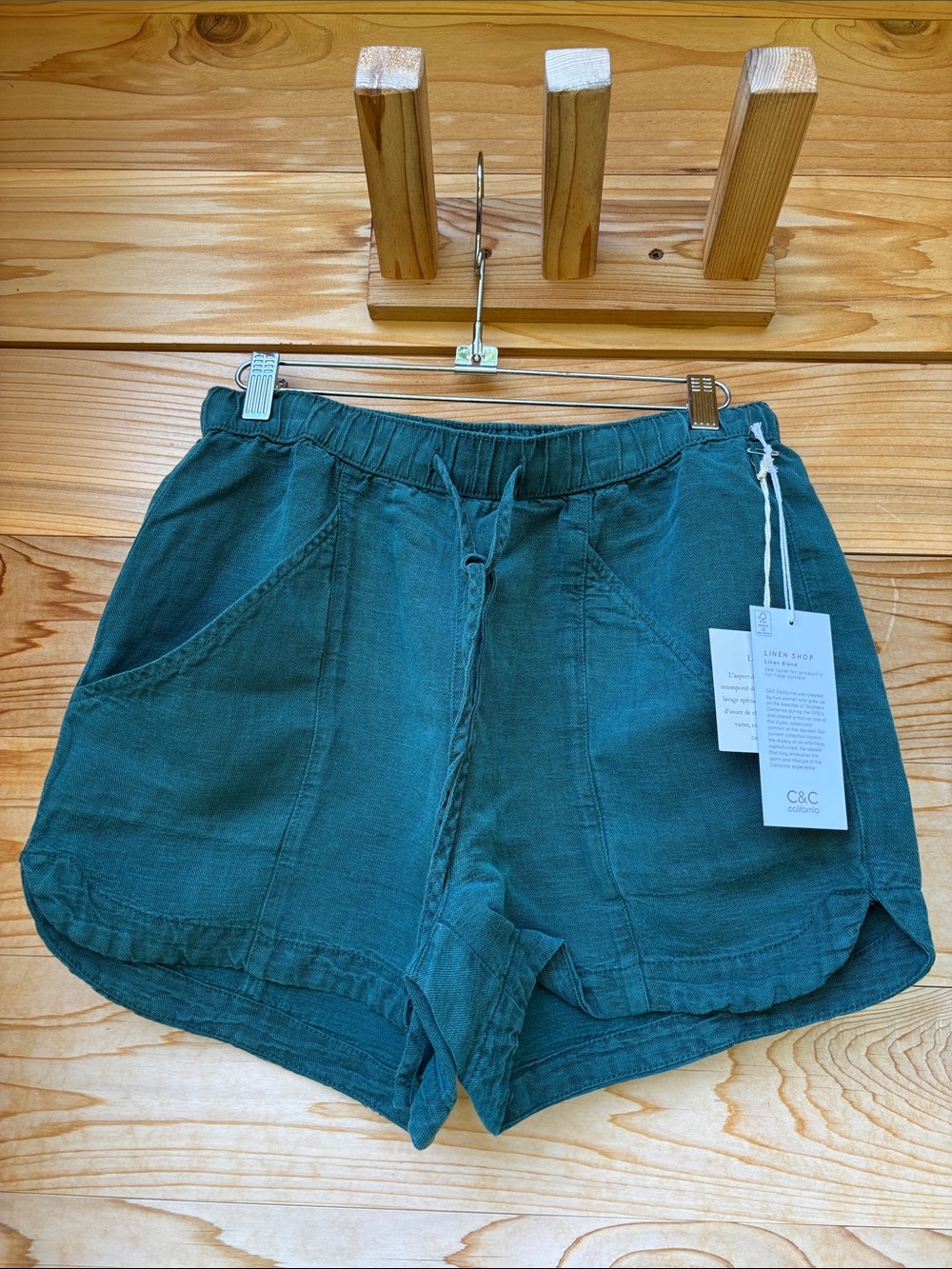 C&C California Linen Blend Vintage Wash Shorts | Size Small